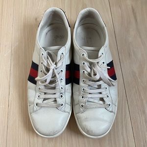 Authentic Gucci Women’s Ace Leather Sneaker